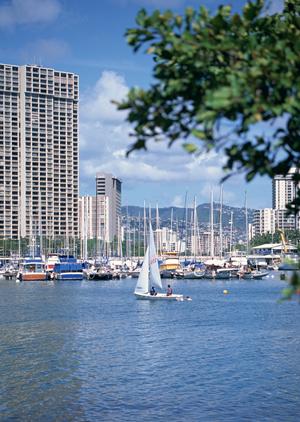 山形県米沢市に泊まるなら東横INN米沢駅前：快適な宿泊とアクセスの良さを兼ね備えたビジネスホテル